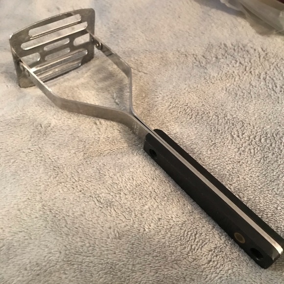 Vintage Bi Cor Potato Masher - Picture 1 of 7